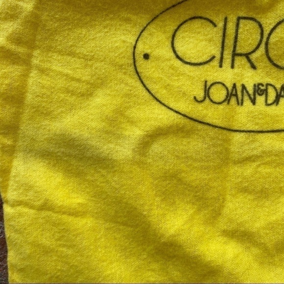Yellow Circa Joan & David shoe bag - Picture 5 of 6